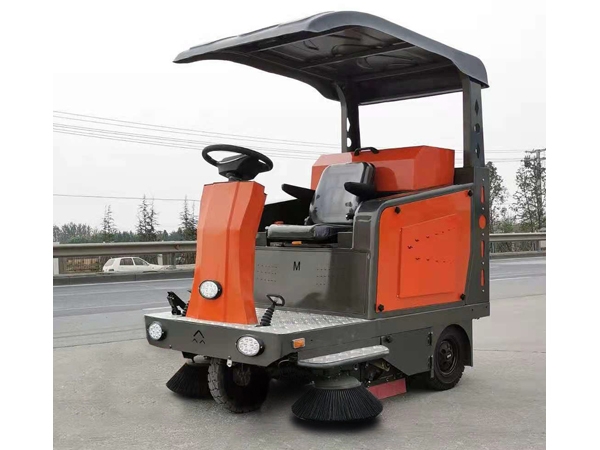 YX-14B雙風(fēng)機掃地車